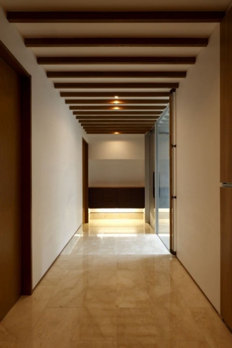 昭和区の家 廊下