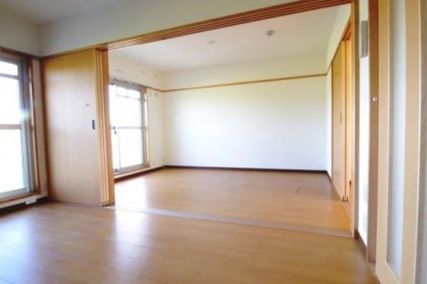 莇生住宅 内部 リビング