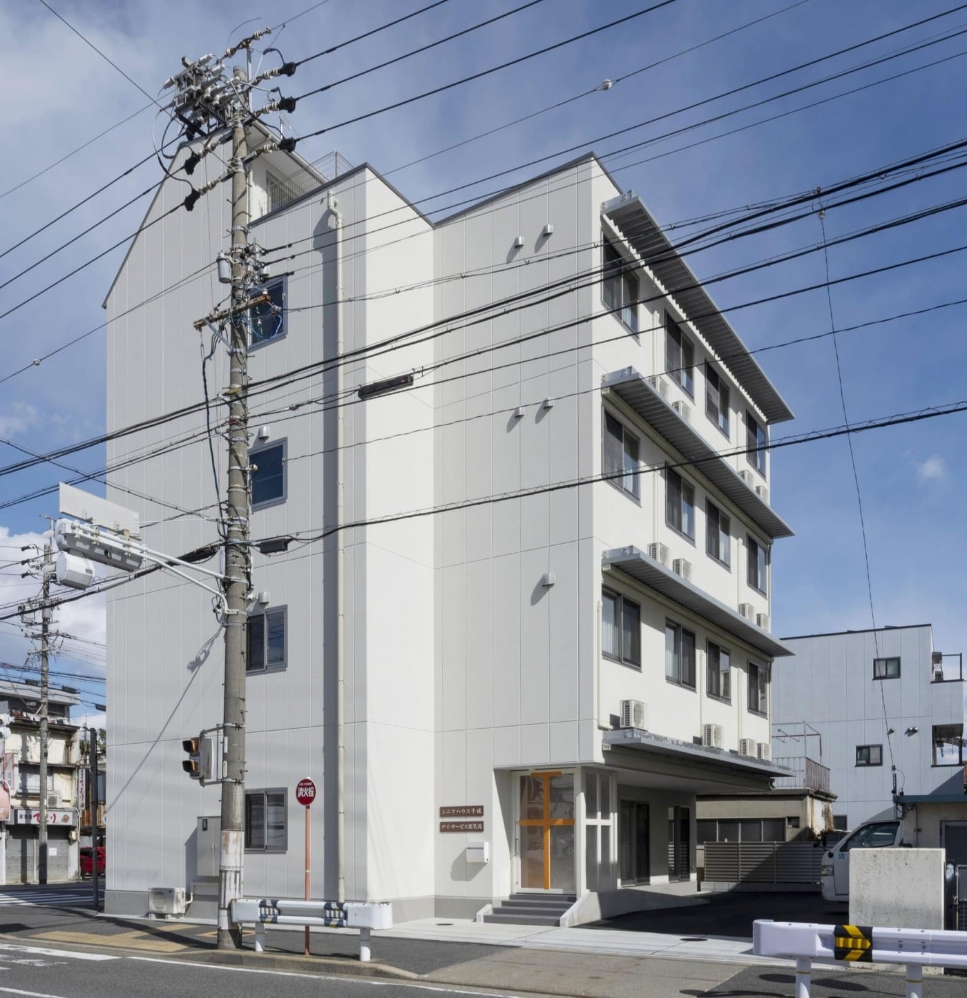 老人ホーム 外観