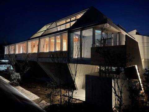 新美医院 外観_夜