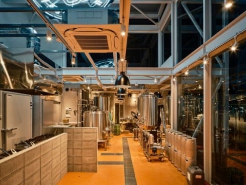 尾州ビレッジ 店内_夜