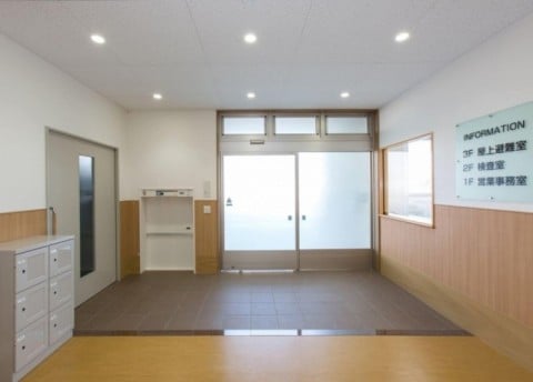 桑名市Ｍ社事務所 ホール